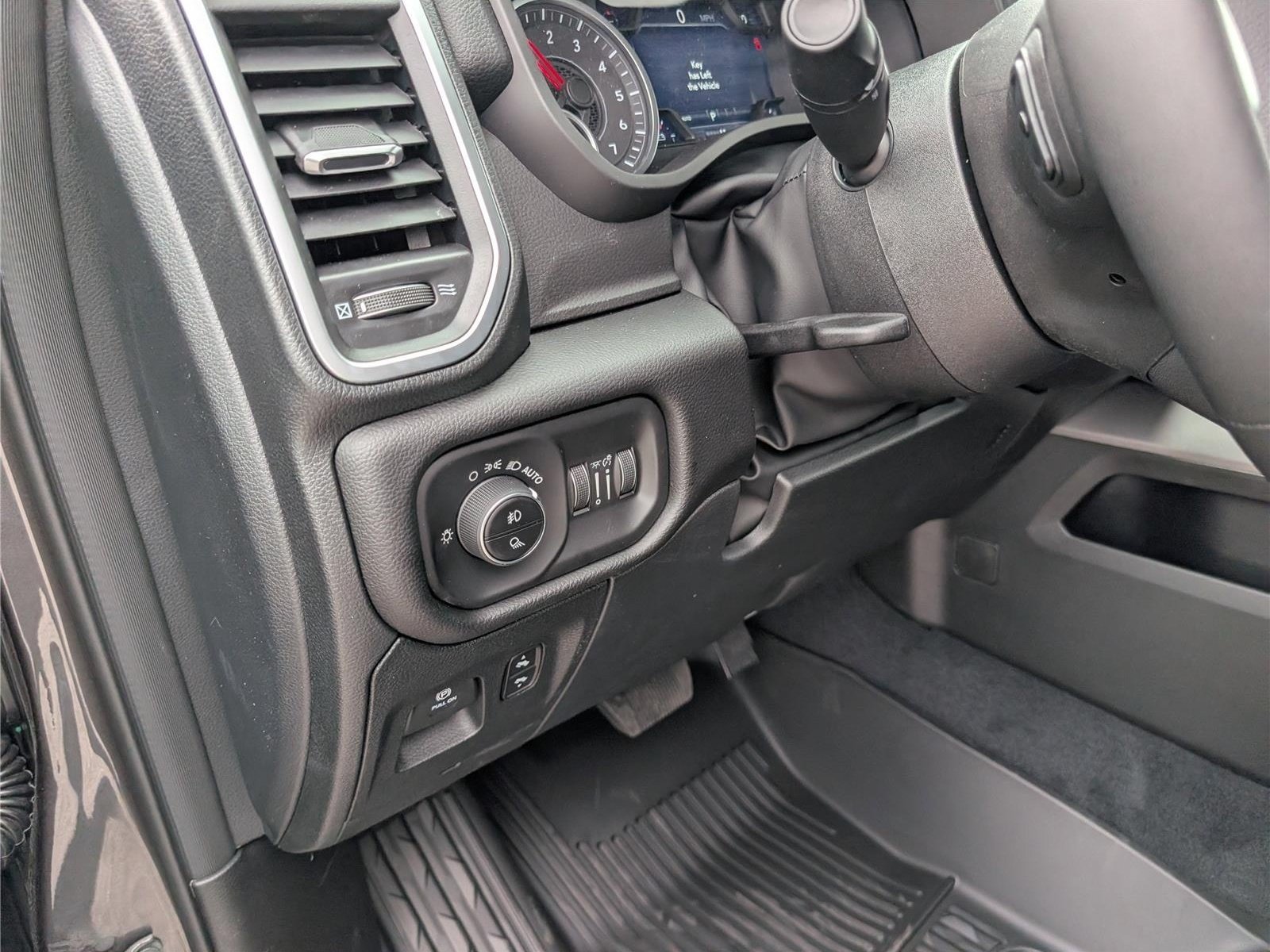 New 2026 RAM 1500 Big Horn AWD/4WD image 17