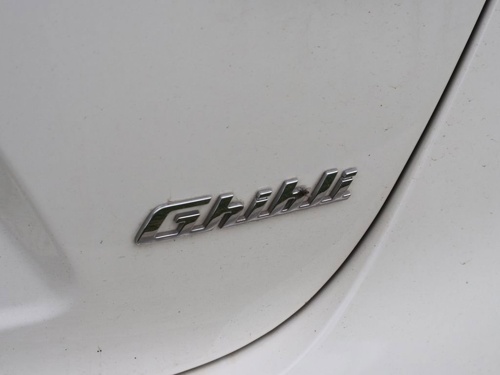 Used 2021 Maserati Ghibli S Q4 AWD/4WD image 15