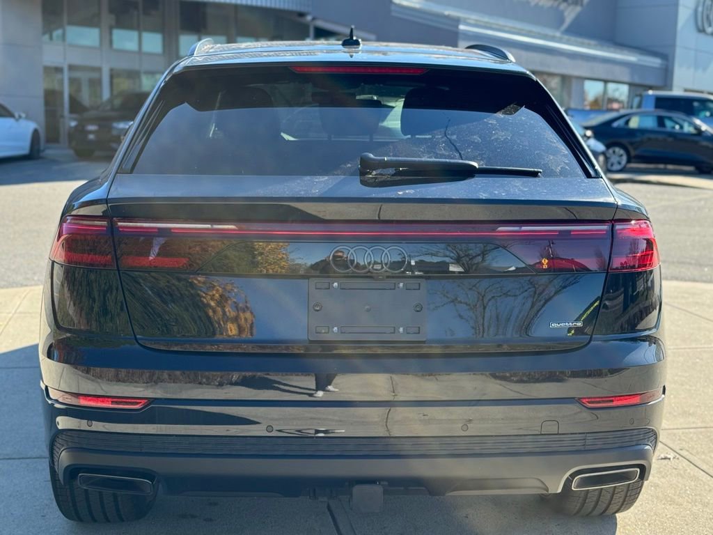 New 2026 Audi Q8 Premium image 10