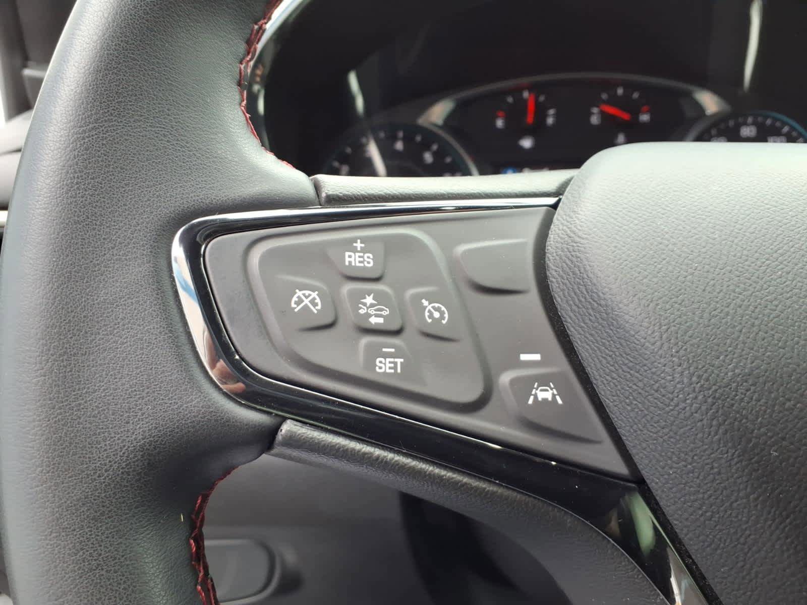 Used 2023 Chevrolet Equinox RS AWD/4WD image 15