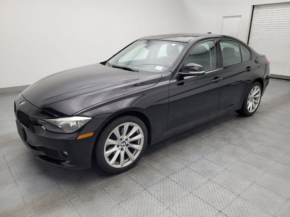 Used 2015 BMW 320i xDrive Sedan AWD/4WD image 2