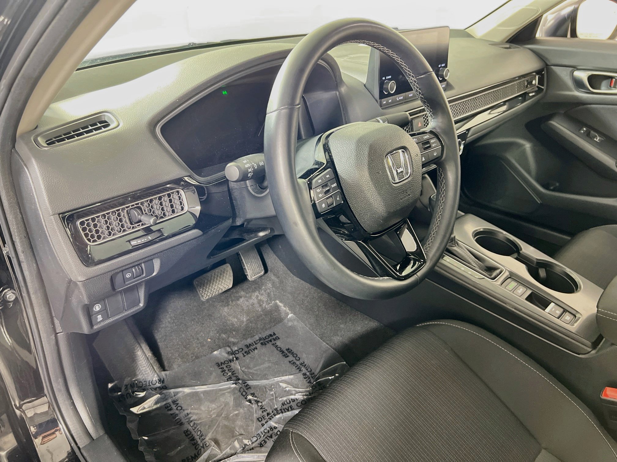 Used 2024 Honda Civic EX image 9