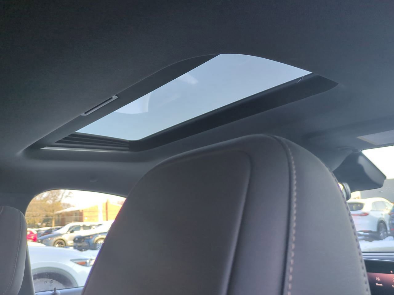 Used 2024 Buick Envista Avenir image 25