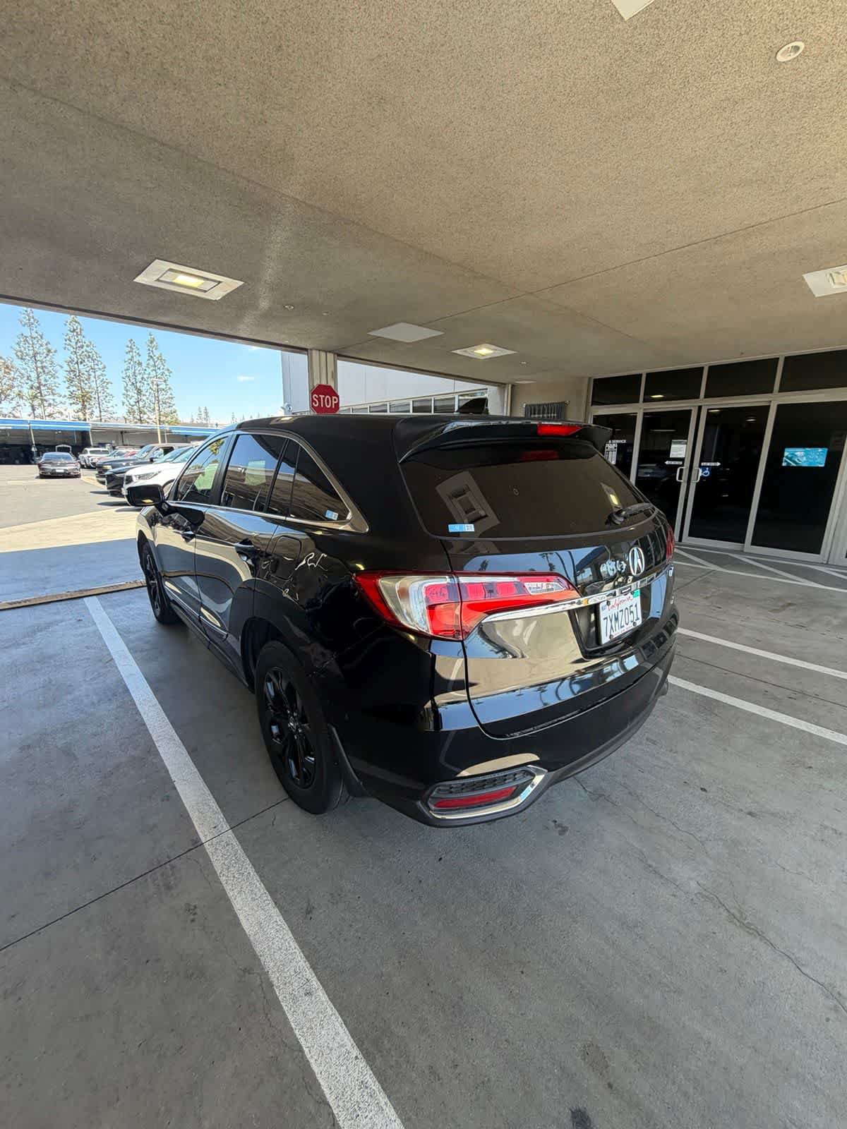 Used 2017 Acura RDX w/ Technology Package AWD/4WD image 5