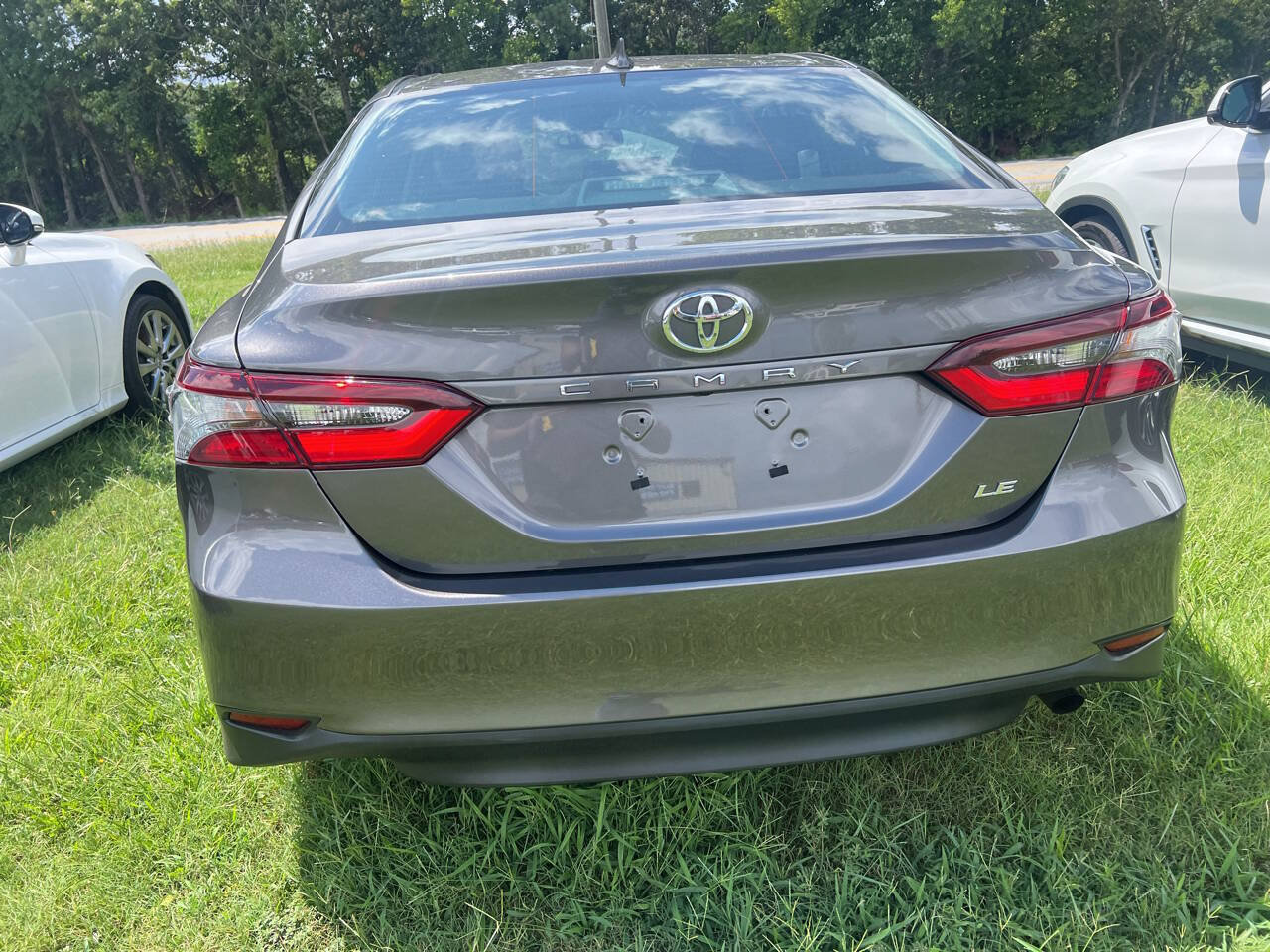 Used 2024 Toyota Camry LE w/ Convenience Package FWD image 6