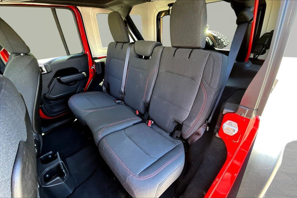 Used 2026 Jeep Wrangler Unlimited Rubicon AWD/4WD image 23