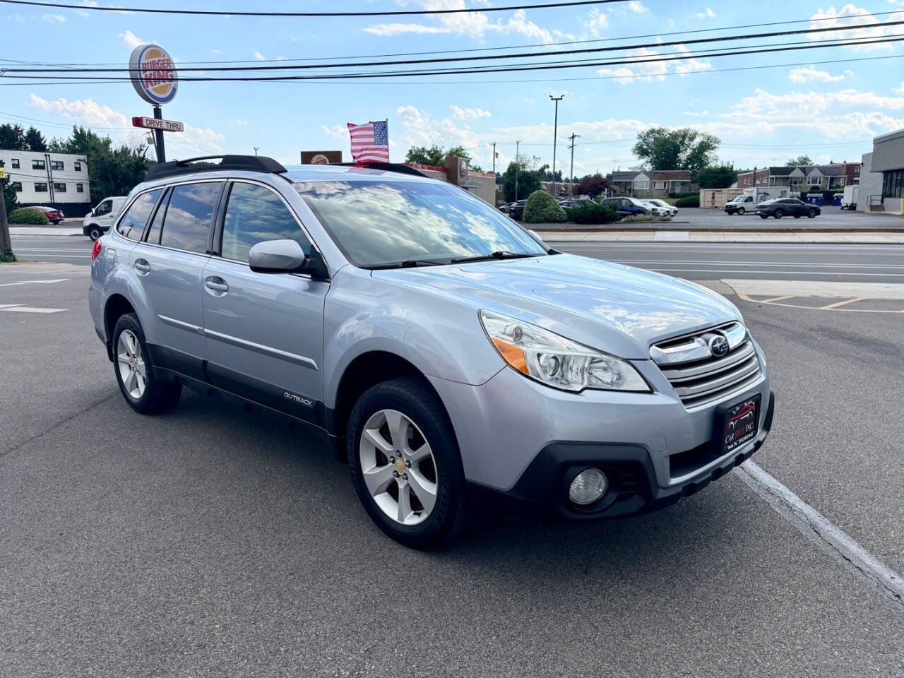 Used 2013 Subaru Outback 2.5i Premium AWD/4WD image 7