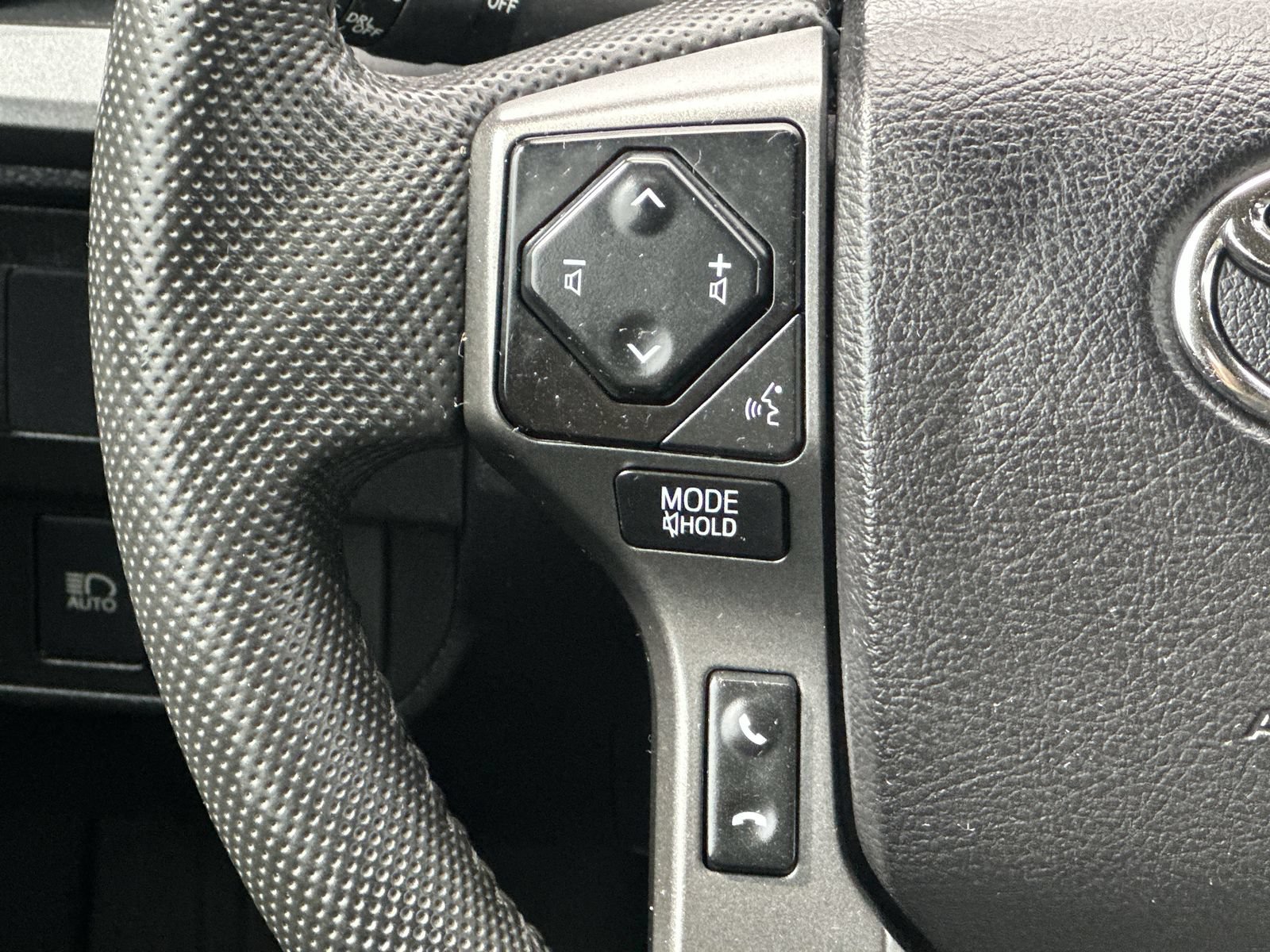 Used 2021 Toyota Tacoma TRD Sport AWD/4WD image 20