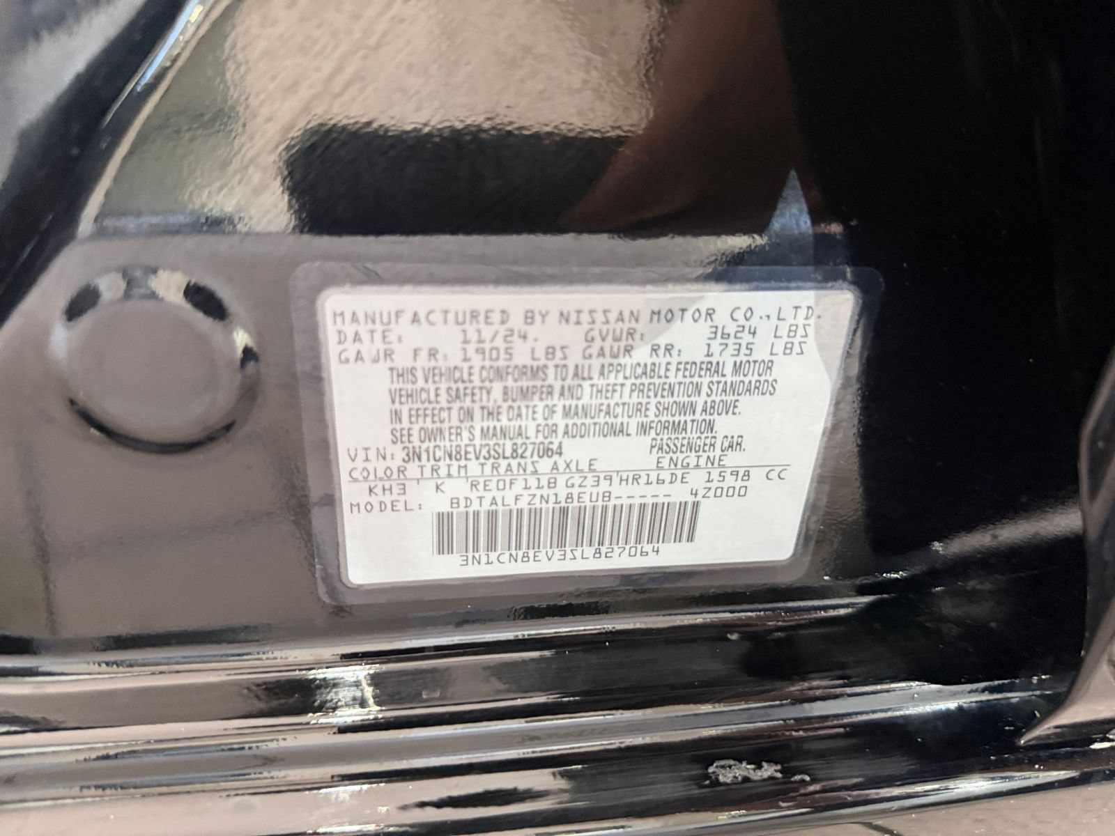 Used 2025 Nissan Versa SV w/ Trunk Package FWD image 22