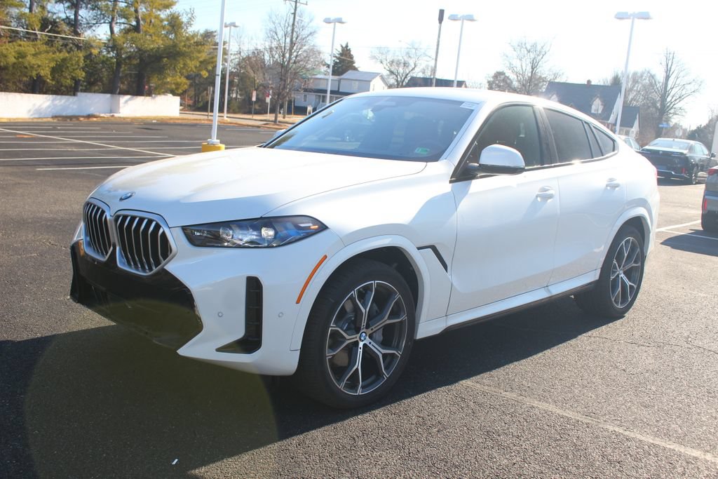 Used 2026 BMW X6 xDrive40i AWD/4WD image 3