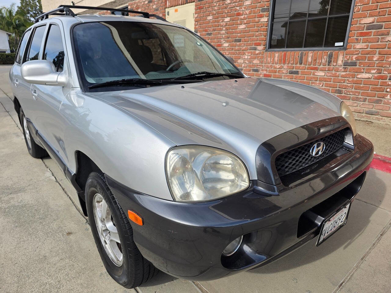 Used 2002 Hyundai Santa Fe LX image 1