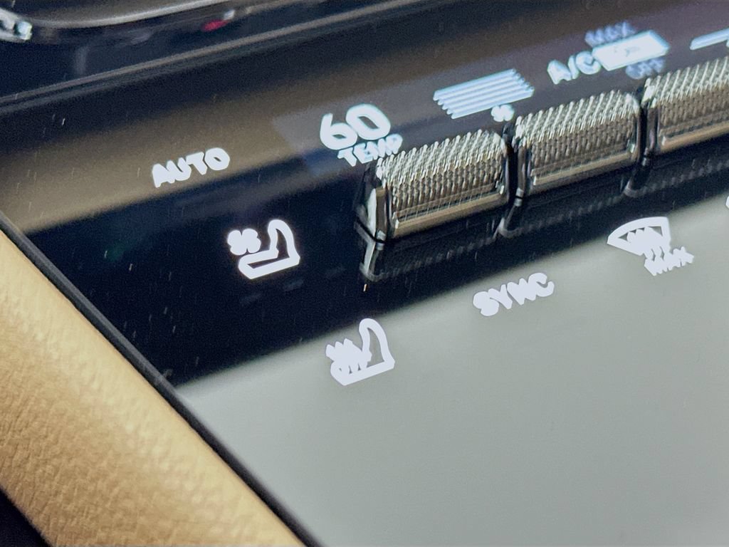 Certified 2026 Porsche Cayenne AWD/4WD image 22