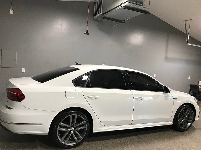 Used 2018 Volkswagen Passat 2.0T R-Line image 3