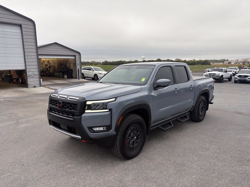 Used 2026 Nissan Frontier Pro-X w/ Tow Package RWD image 8