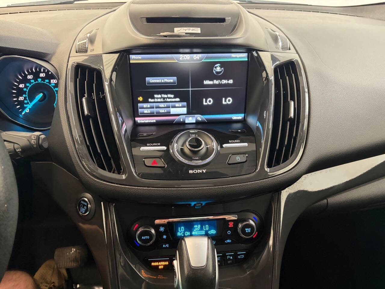 Used 2015 Ford Escape Titanium w/ Equipment Group 301A image 15