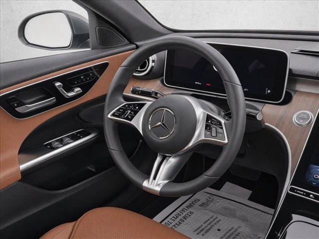Used 2024 Mercedes-Benz C 300 Sedan image 30