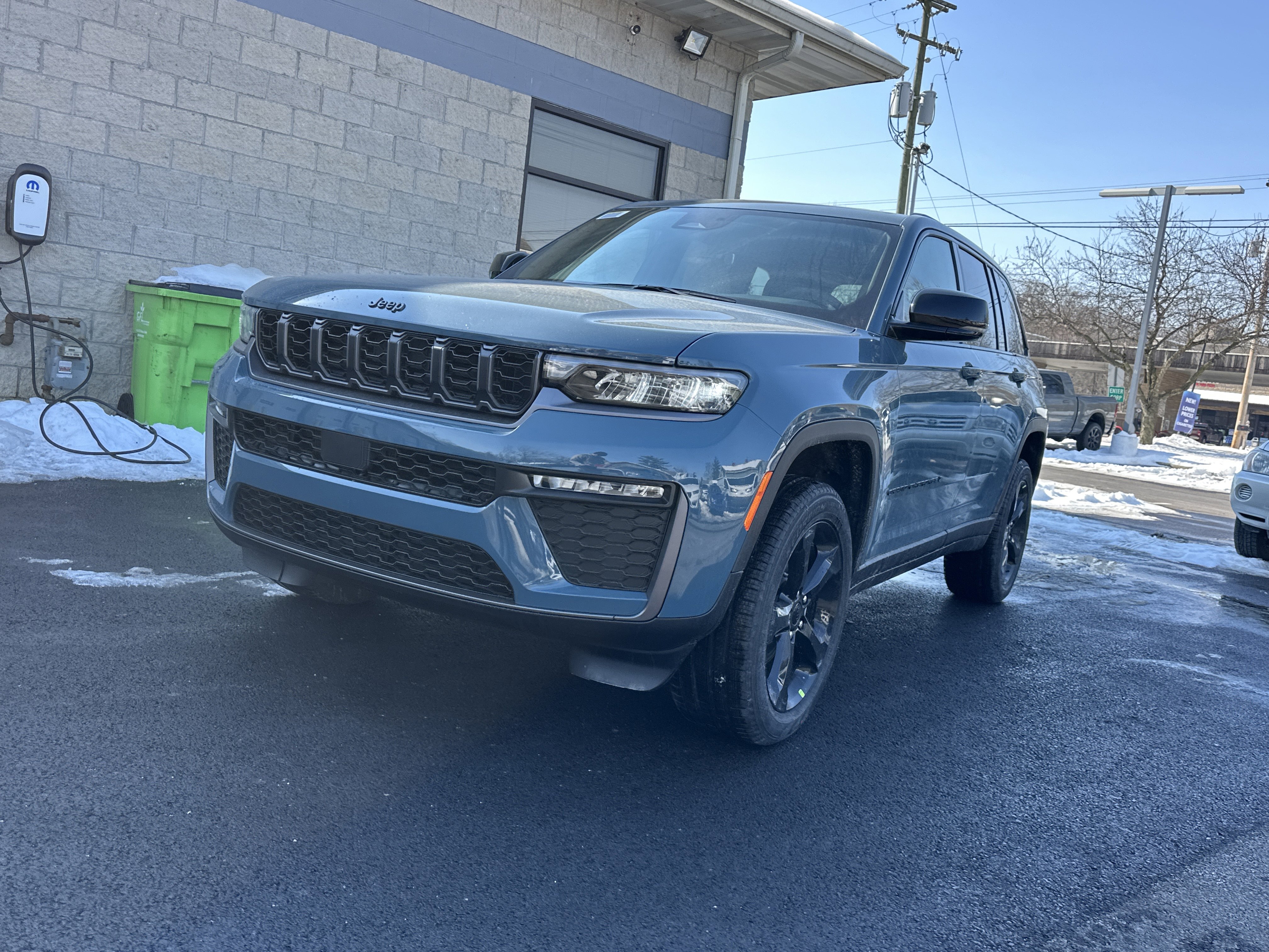 New 2026 Jeep Grand Cherokee Limited w/ Limited Altitude Package image 23