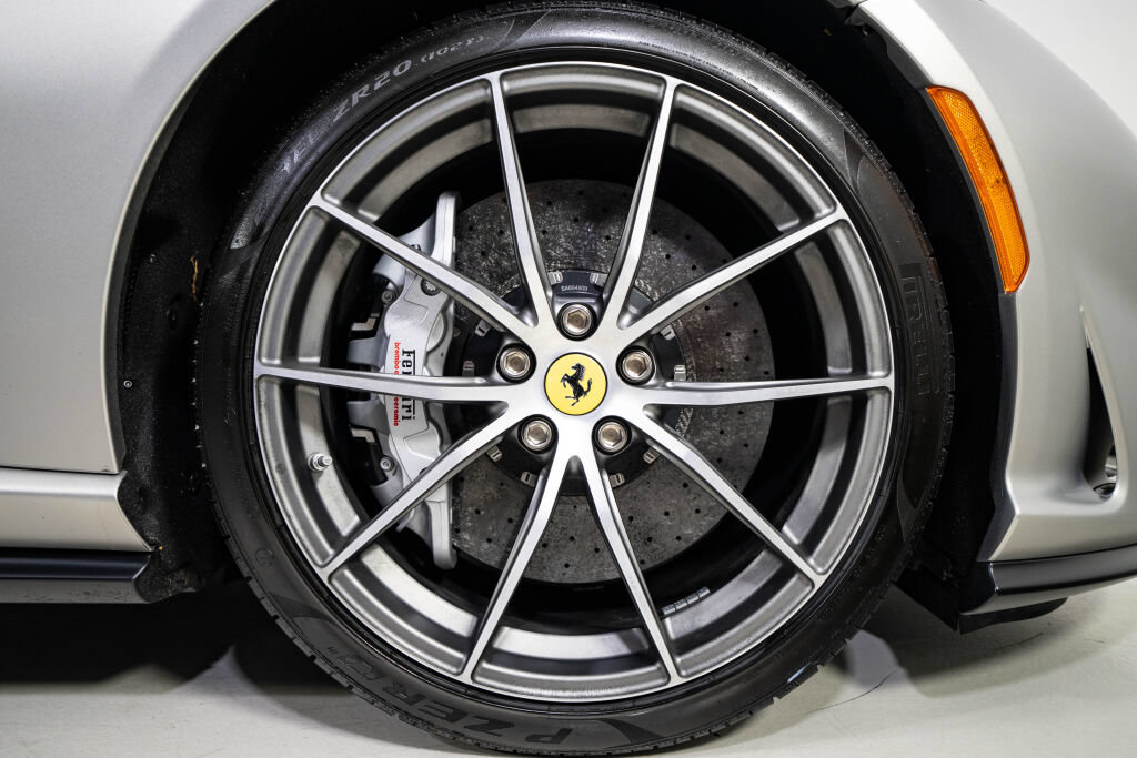 Certified 2022 Ferrari 812 GTS RWD image 19