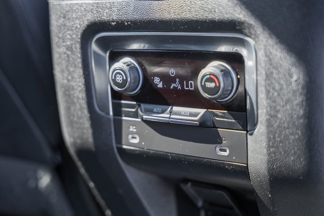 Used 2023 Chevrolet Suburban RST image 34