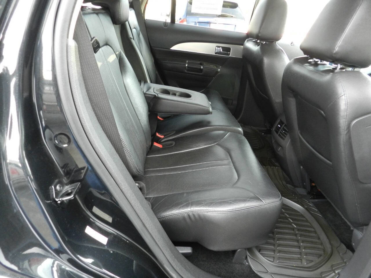 Used 2015 Lincoln MKX FWD image 12