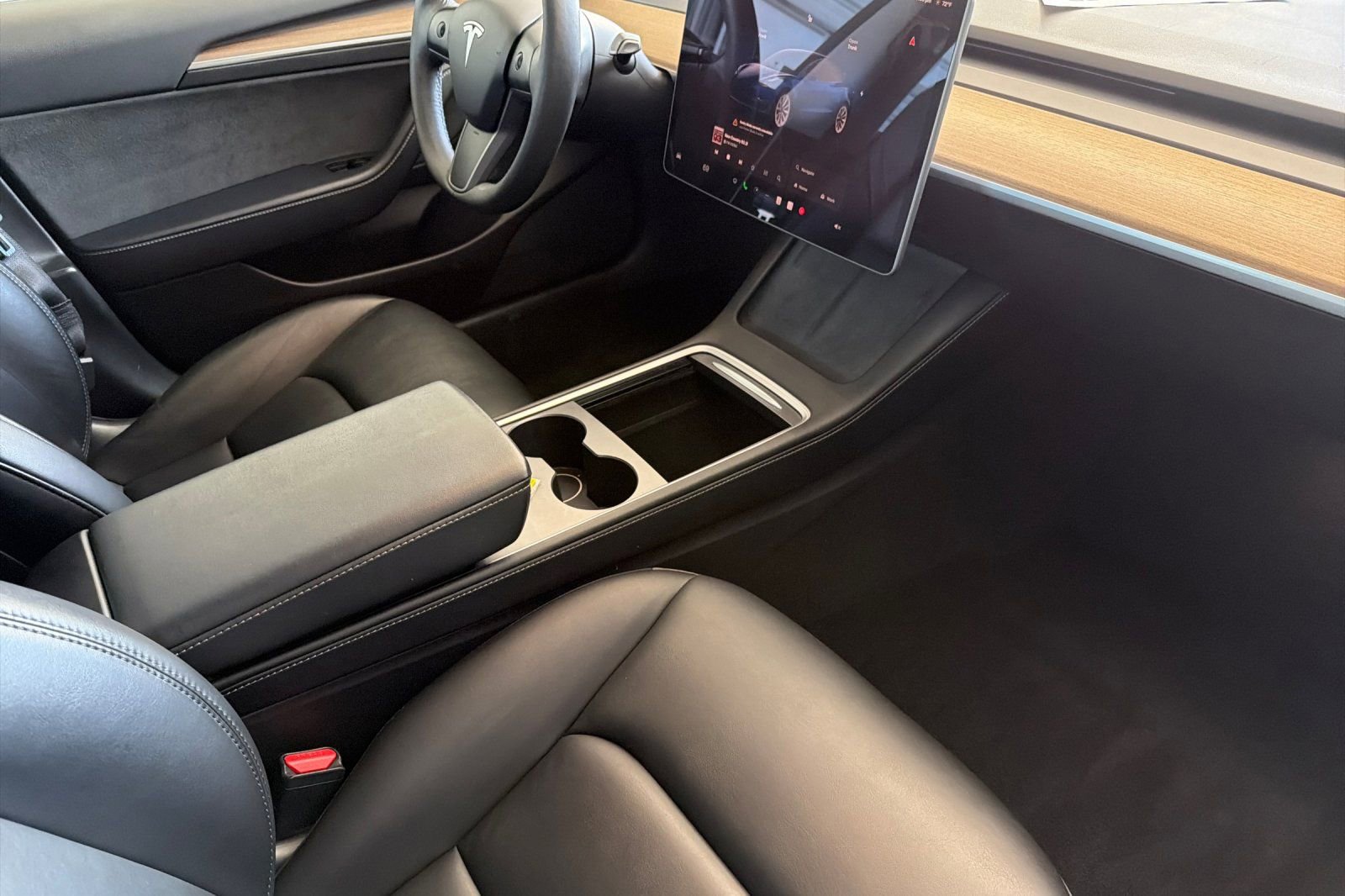 Used 2022 Tesla Model 3 Long Range AWD/4WD image 16