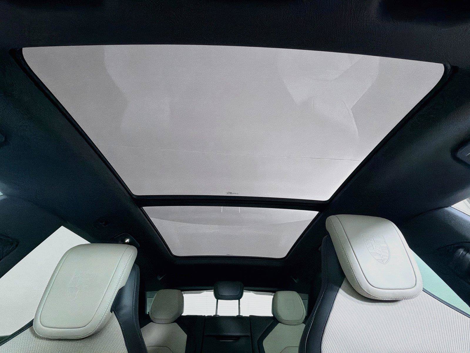 New 2026 Porsche Cayenne Coupe AWD/4WD image 21