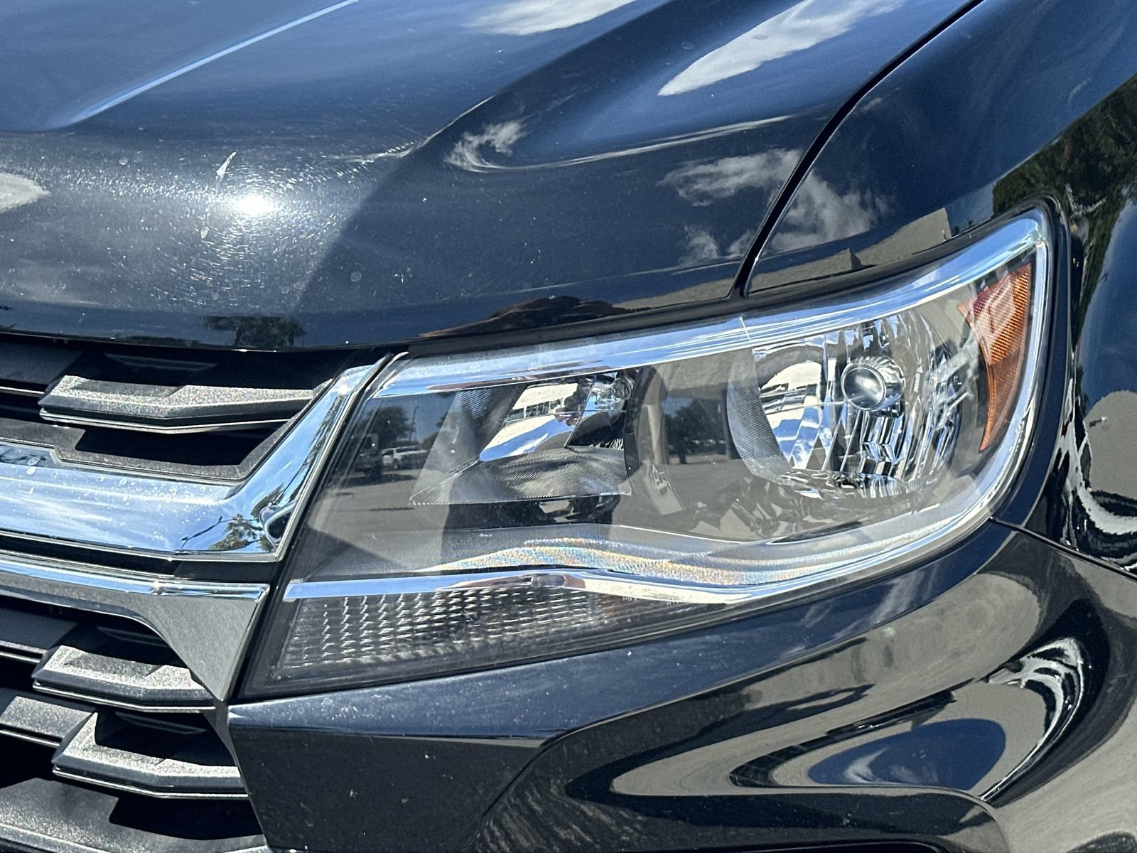 Used 2022 Chevrolet Colorado W/T AWD/4WD image 11