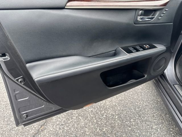 Used 2017 Lexus ES 350 w/ Navigation System Package image 10