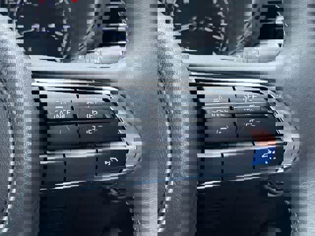 Used 2024 MAZDA MAZDA3 s image 27