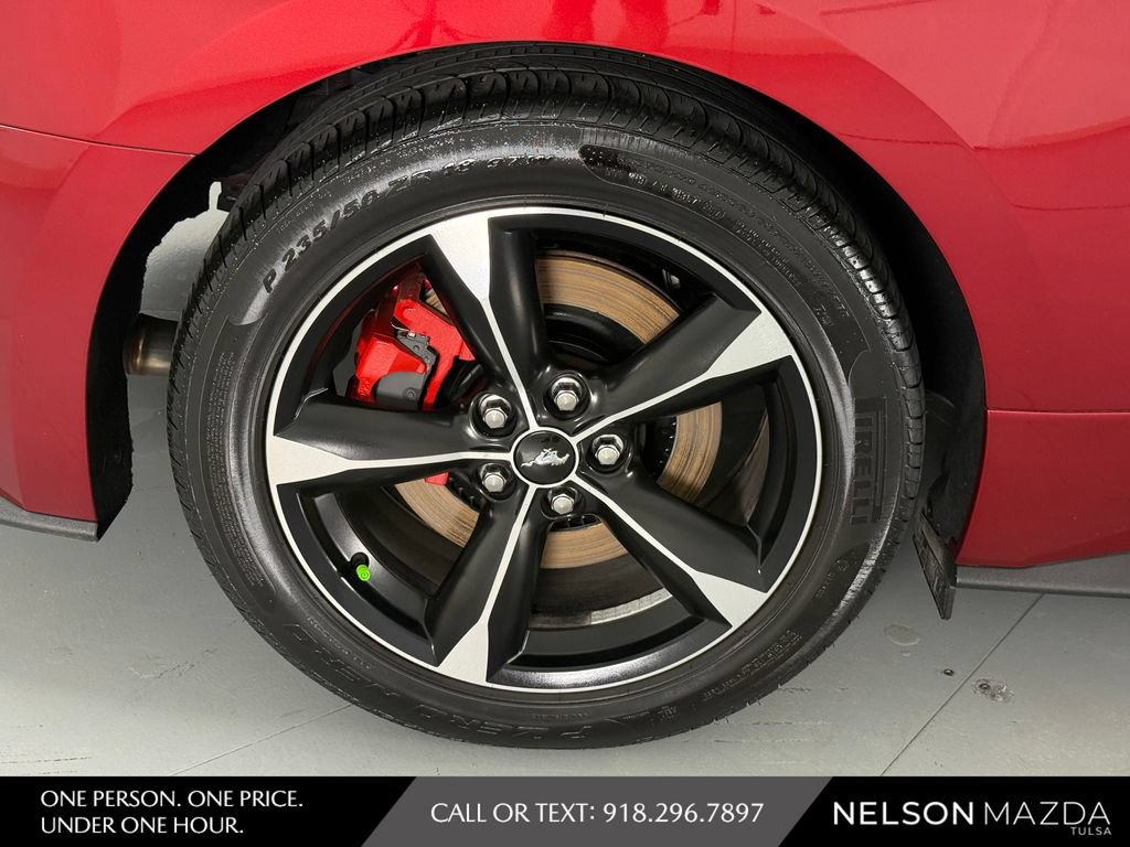 Used 2018 Ford Mustang GT RWD image 11