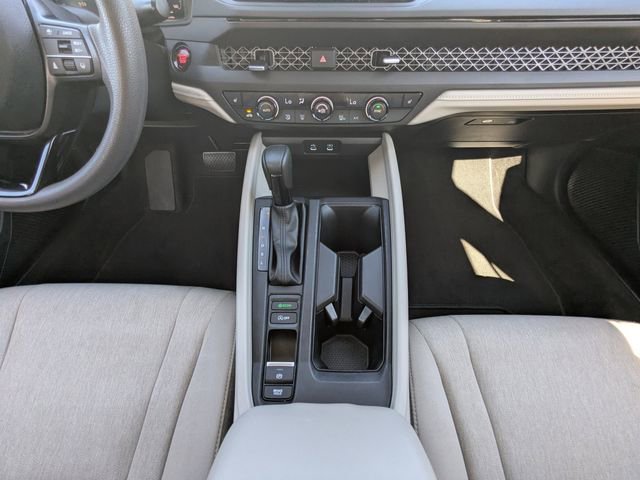 Used 2024 Honda Accord EX image 23