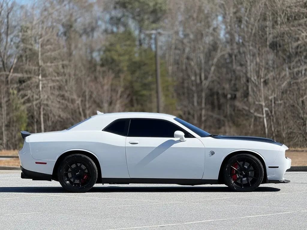 Used 2019 Dodge Challenger SRT Hellcat w/ Alcantara Appearance Package image 3