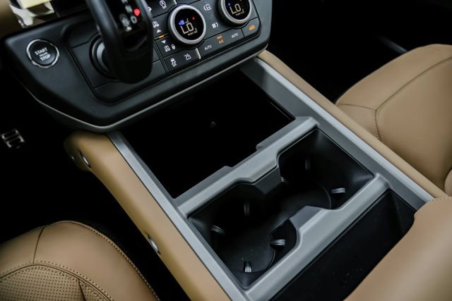 New 2026 Land Rover Defender 110 X AWD/4WD image 32