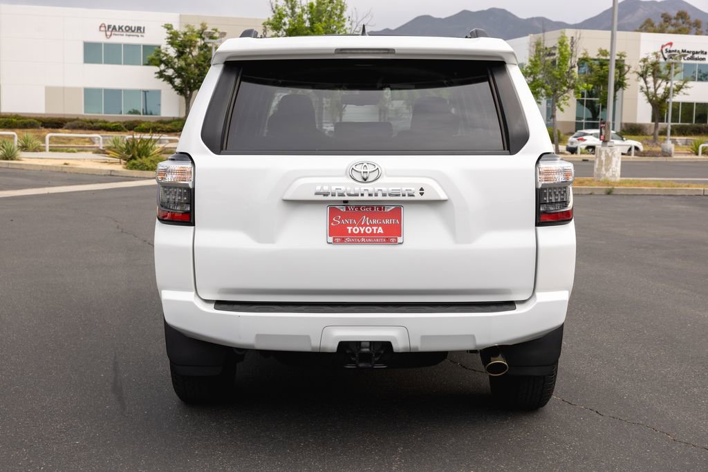 Certified 2021 Toyota 4Runner SR5 image 6
