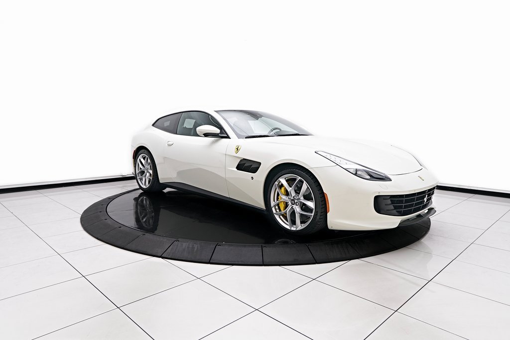 Used 2019 Ferrari GTC4Lusso T image 17