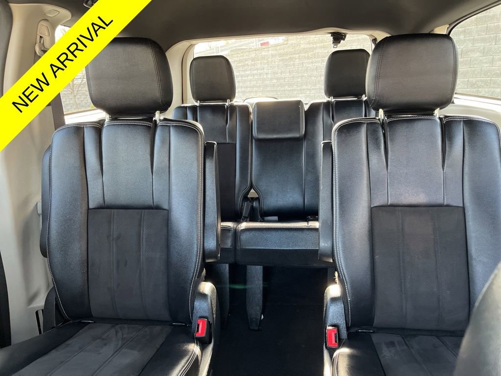 Used 2020 Dodge Grand Caravan SXT image 27