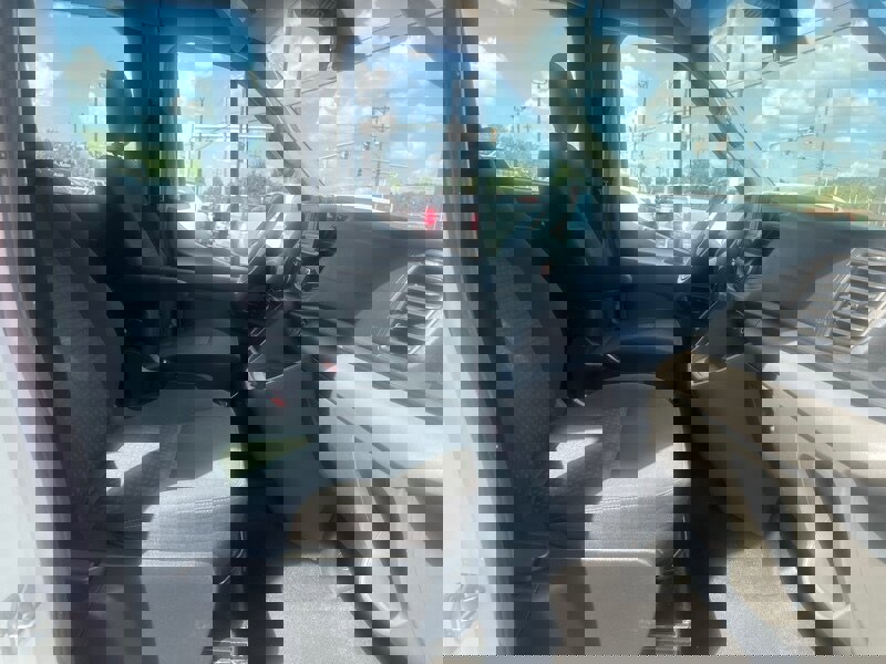 Used 2021 Ford Transit 350 XLT image 11