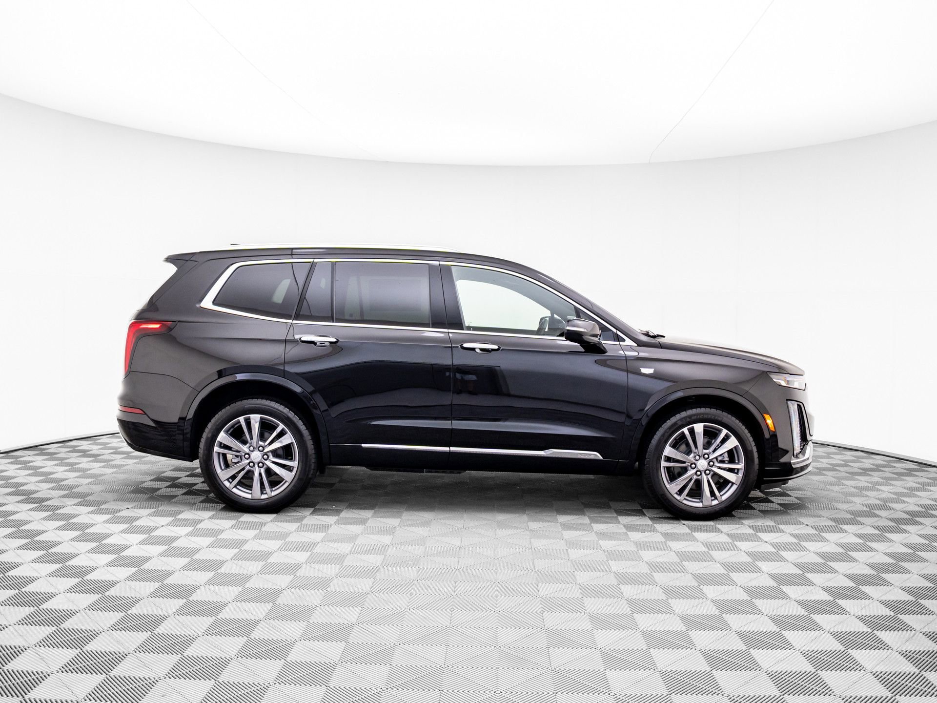 New 2025 Cadillac XT6 Premium Luxury image 7