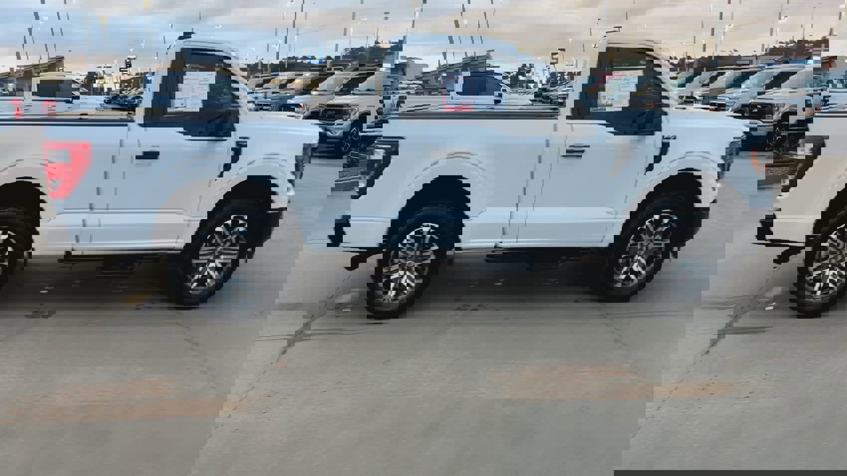 Used 2023 Ford F150 XL image 9