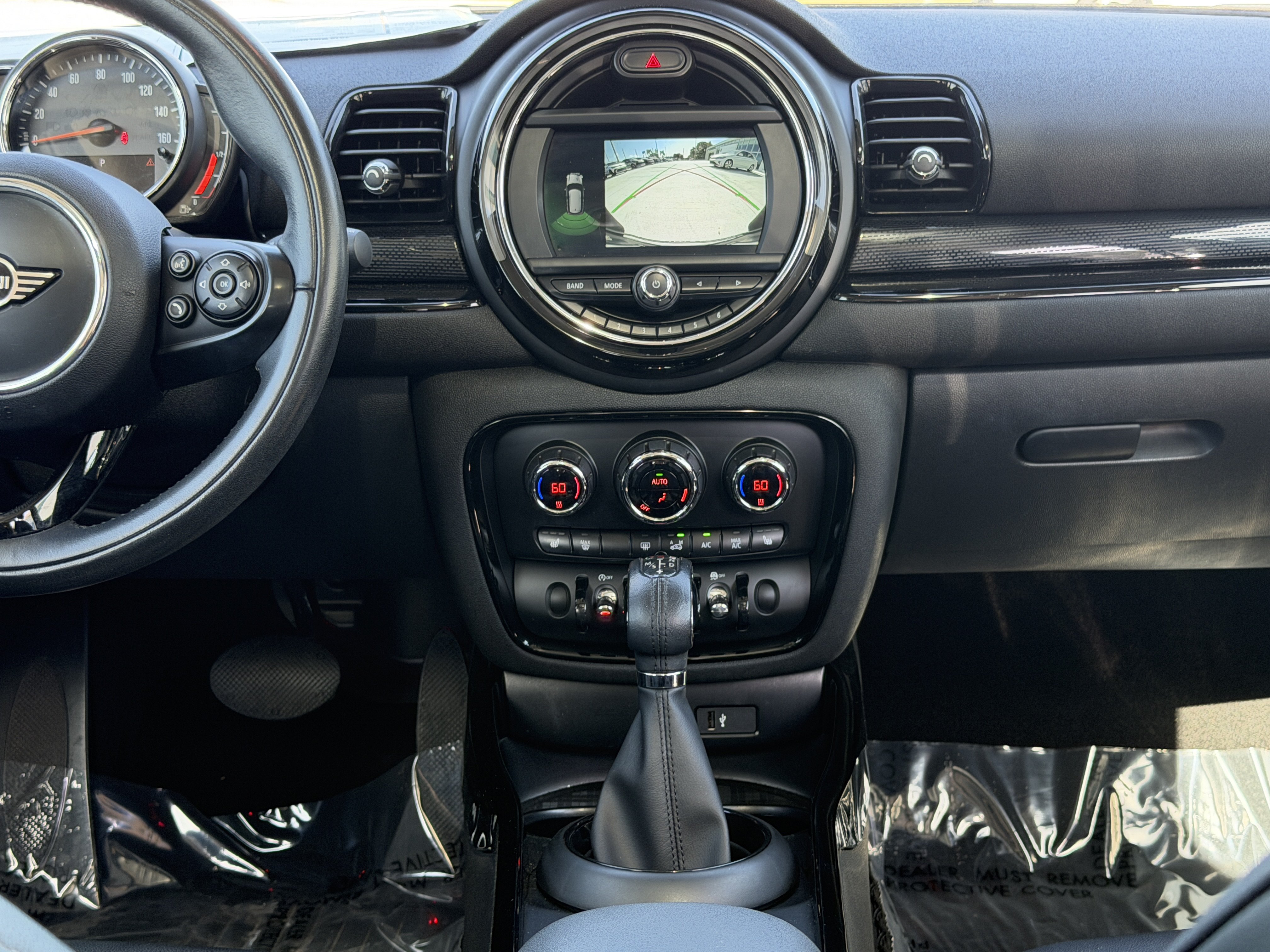 Used 2019 MINI Cooper Clubman ALL4 AWD/4WD image 14