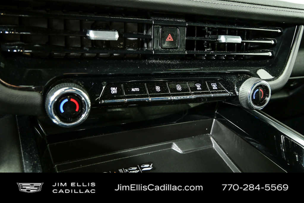 Used 2025 Chevrolet Tahoe LT RWD image 16