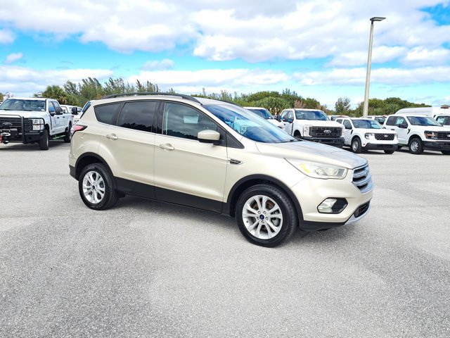 Certified 2017 Ford Escape SE w/ Equipment Group 201A image 34