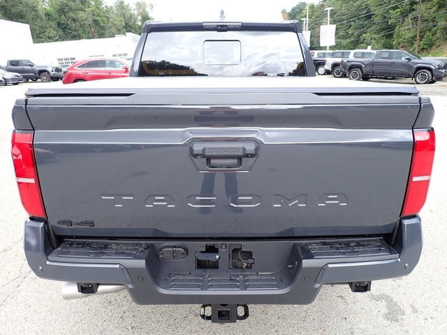 New 2026 Toyota Tacoma TRD Off-Road w/ TRD Off Road Premium Package AWD/4WD image 4