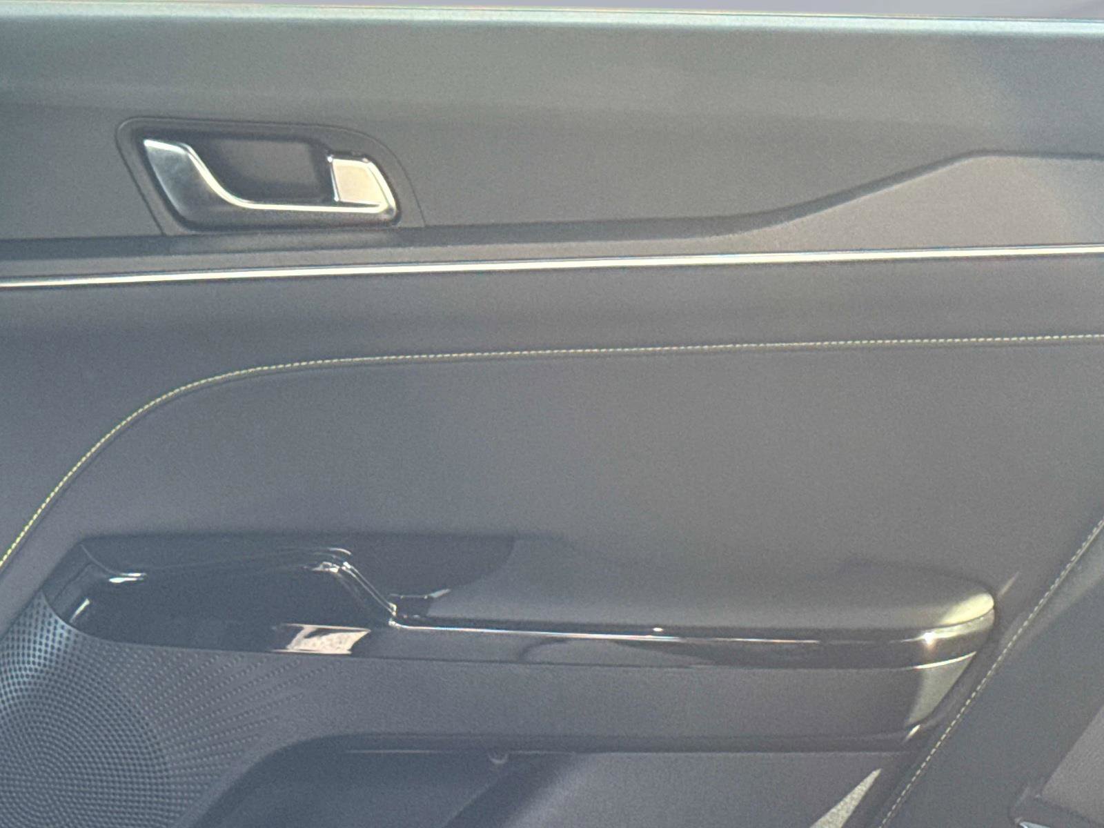 Used 2025 Kia K5 GT w/ GT1 Package image 14