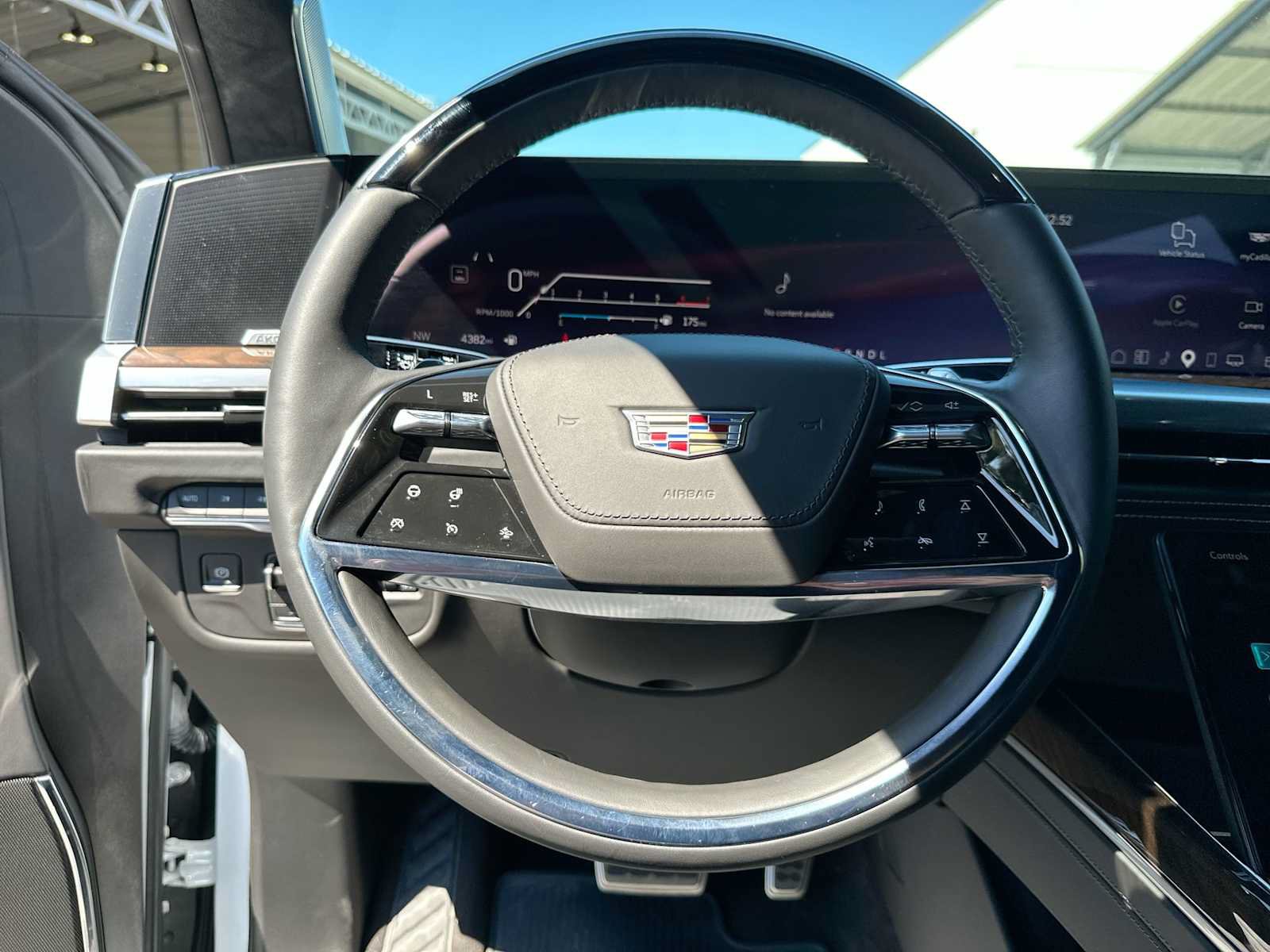 Certified 2026 Cadillac Escalade Platinum Sport AWD/4WD image 22