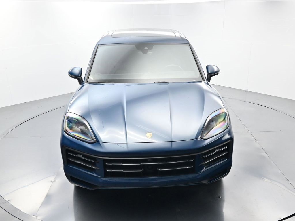 Used 2025 Porsche Cayenne S image 45