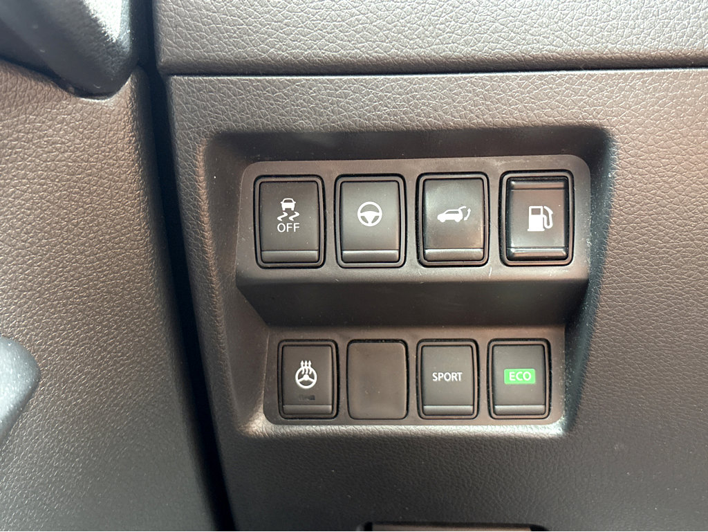 Used 2020 Nissan Rogue SL w/ Premium Package FWD image 15
