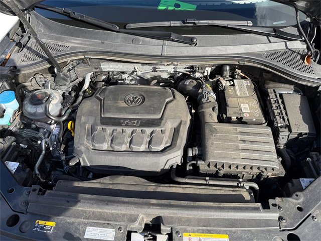 Used 2023 Volkswagen Tiguan SE R-Line image 20