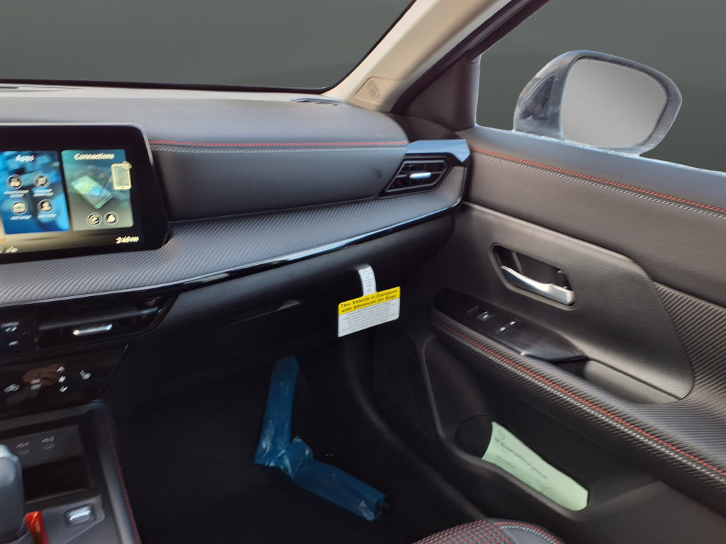 New 2026 Nissan Kicks SR AWD/4WD image 51