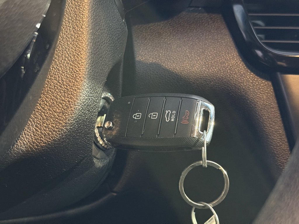 Used 2020 Kia Optima LX image 20